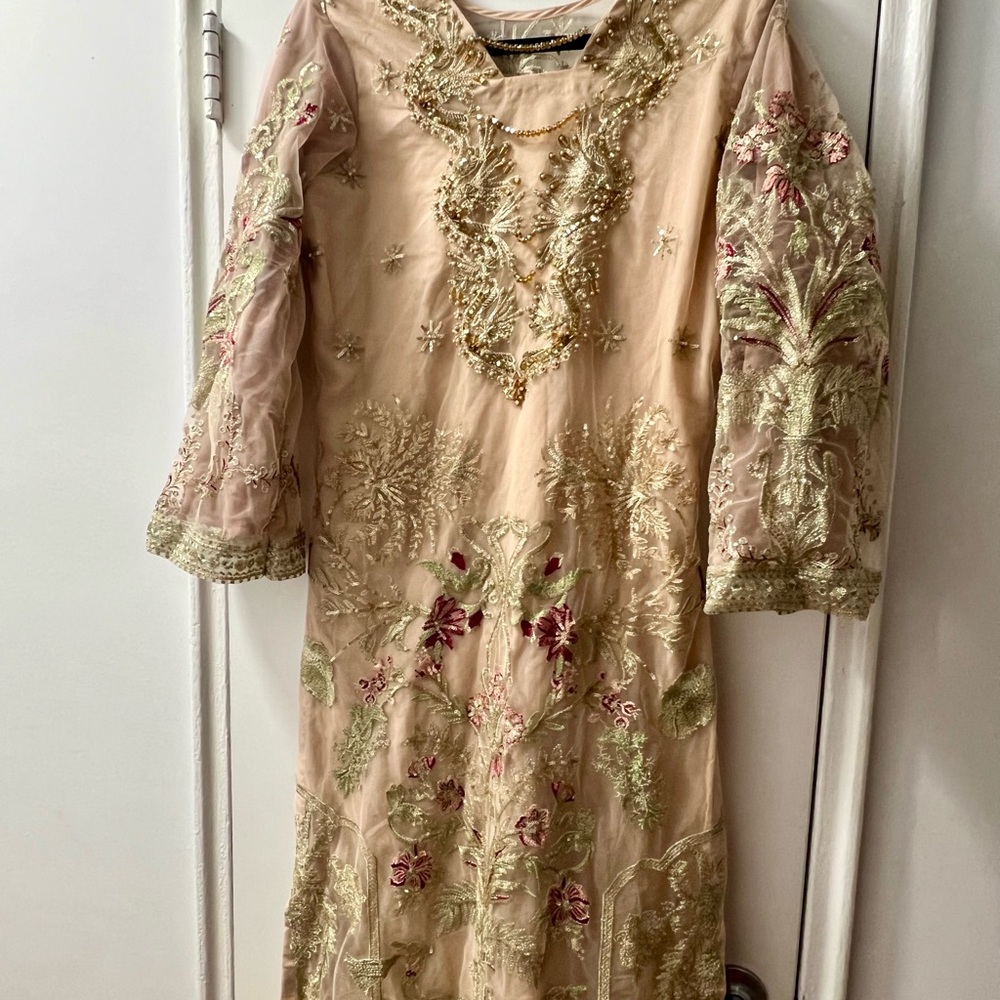Pastel Desi/Pakistani Salwar Kamez Suit
